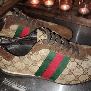 Men's Brown Monogram Casual Lace-Up Sneakers with Green & Red Stripe